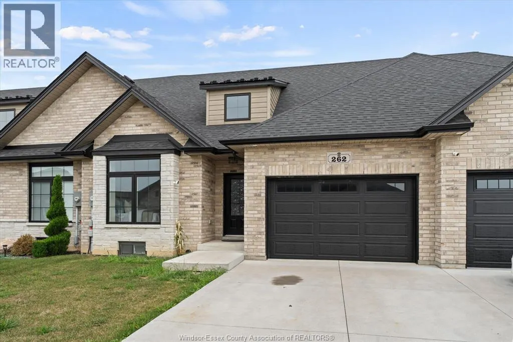 262 LIVINGSTONE CRESCENT