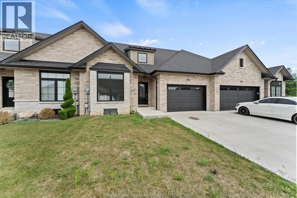 262 LIVINGSTONE CRESCENT