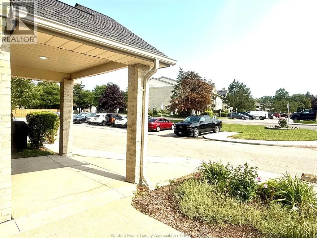 739 DEVERON CRESCENT Unit# 210
