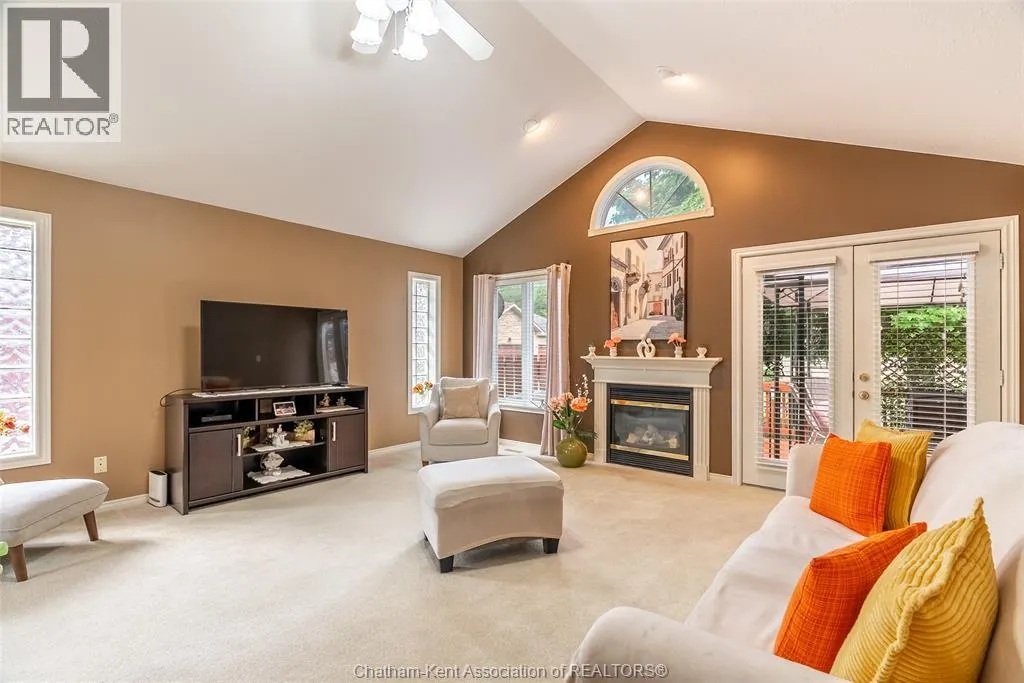 154 Semenyn AVENUE Unit# 24