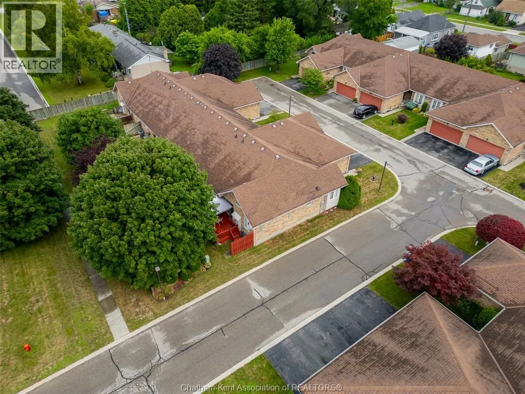 154 Semenyn AVENUE Unit# 24