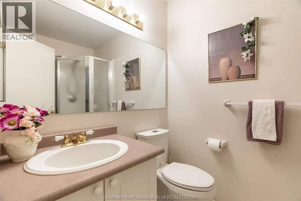 154 Semenyn AVENUE Unit# 24