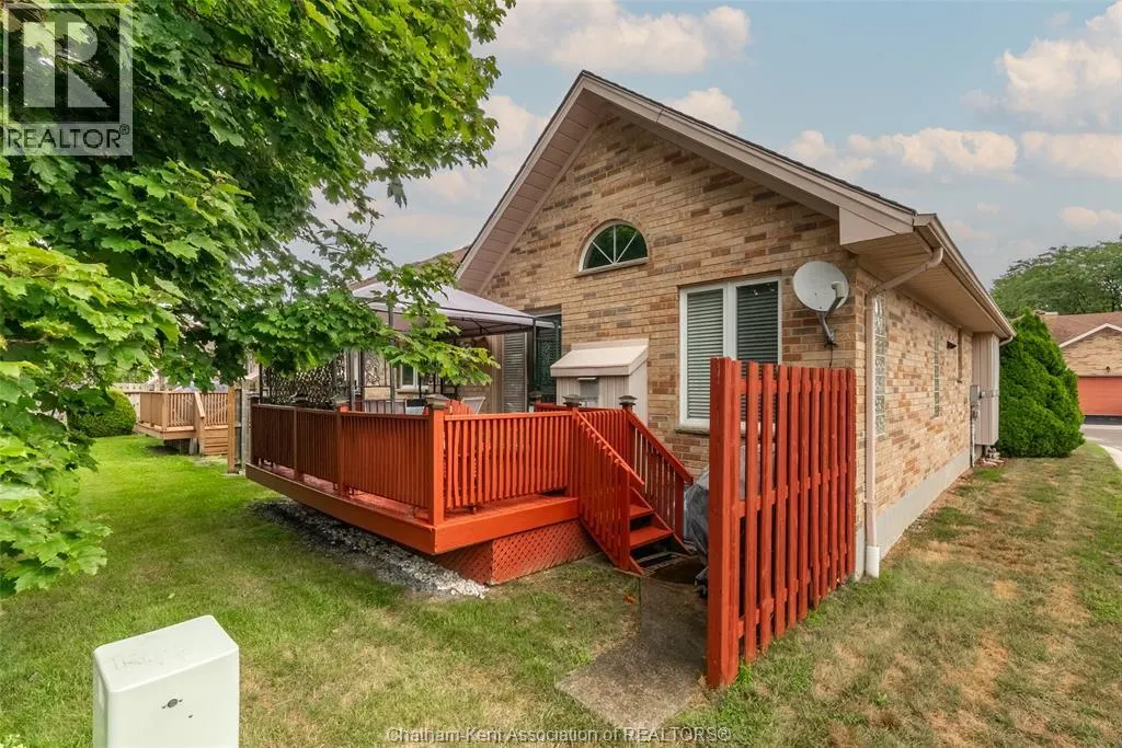 154 Semenyn AVENUE Unit# 24