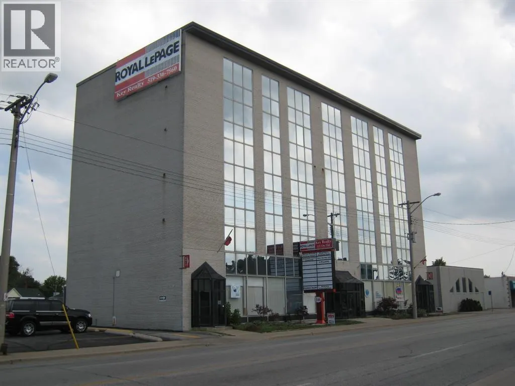 546 Christina STREET North Unit# Unit 205-A