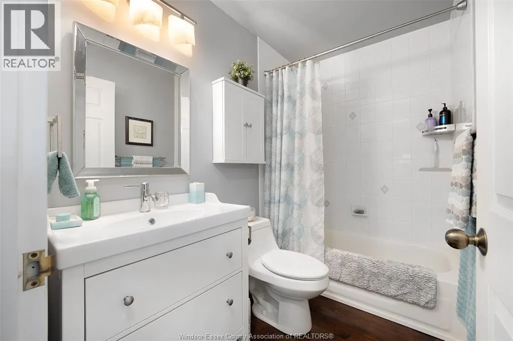 4789 RIVERSIDE DRIVE East Unit# 203