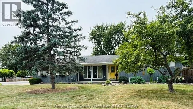 8285 MALDEN ROAD
