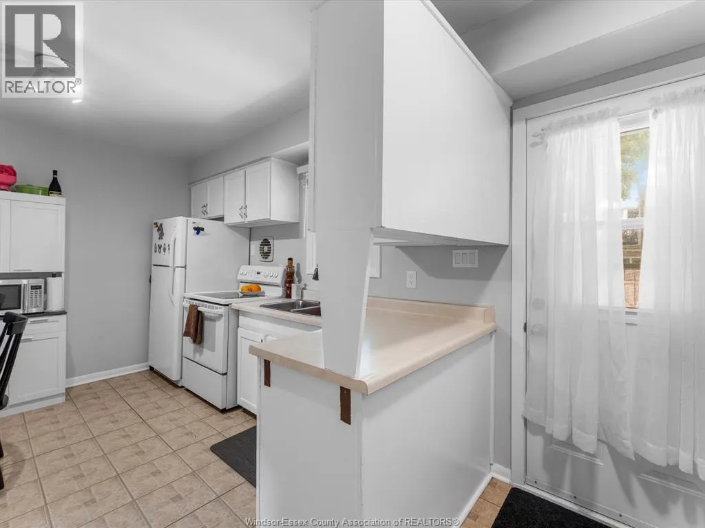 256 Victoria STREET South Unit# 32