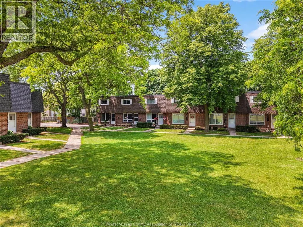 256 Victoria STREET South Unit# 32