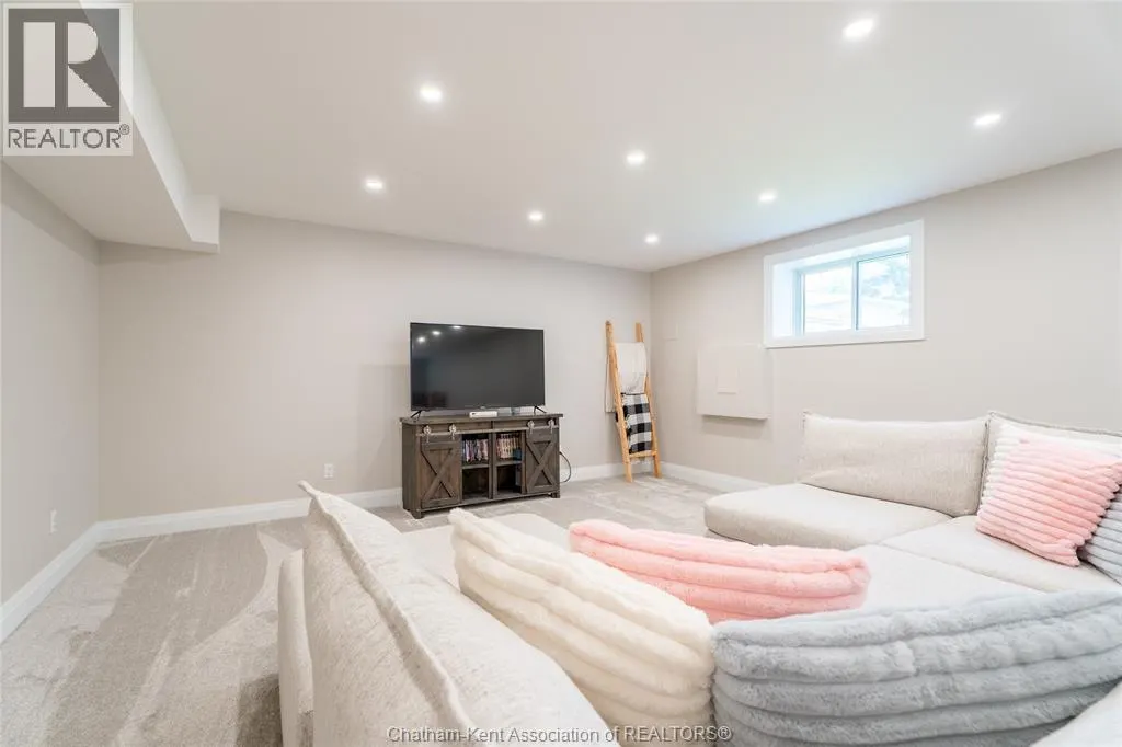 339 OAK STREET West