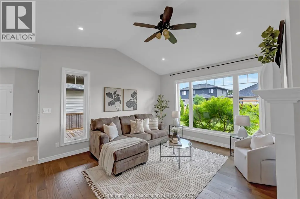15 Sienna COURT