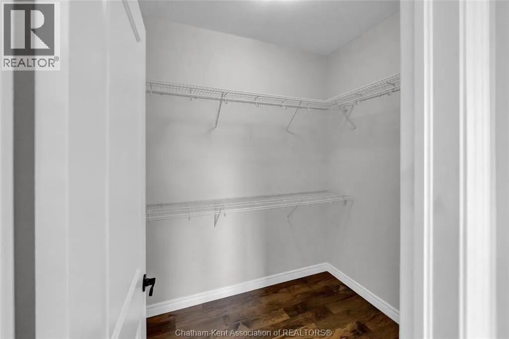 15 Sienna COURT