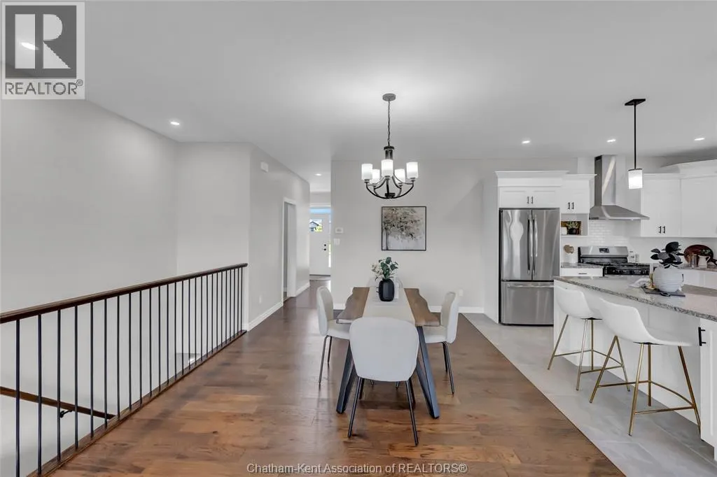 15 Sienna COURT