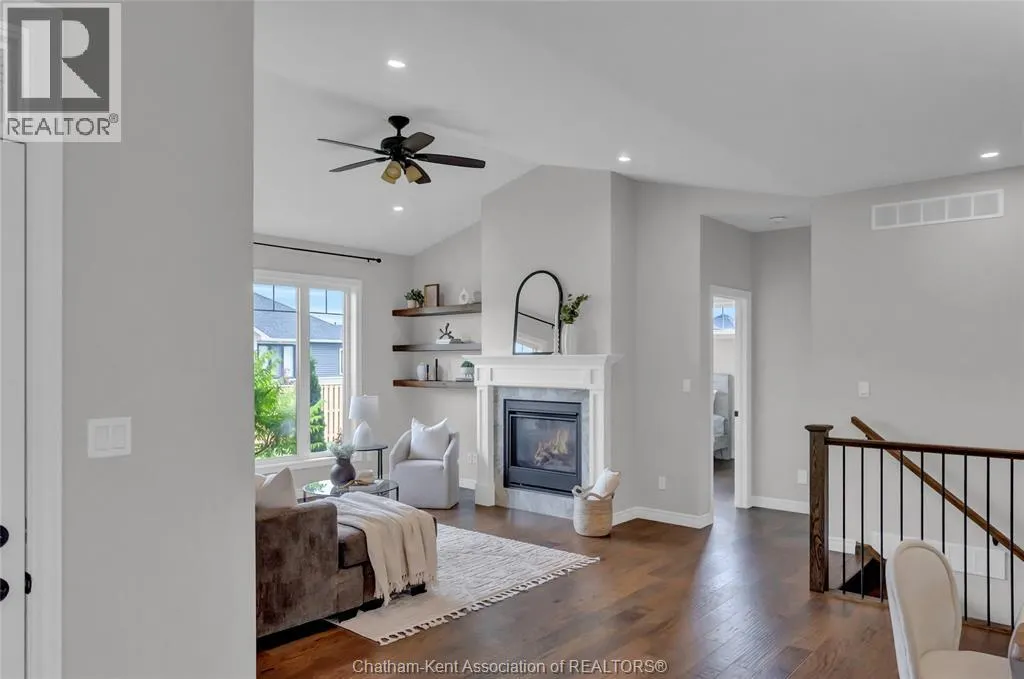 15 Sienna COURT