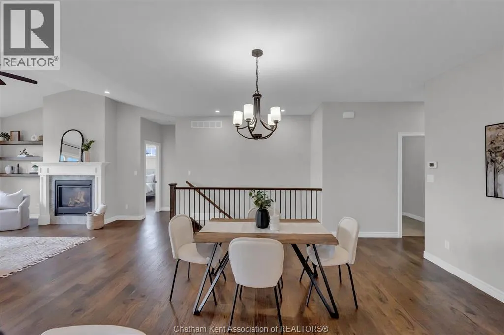 15 Sienna COURT