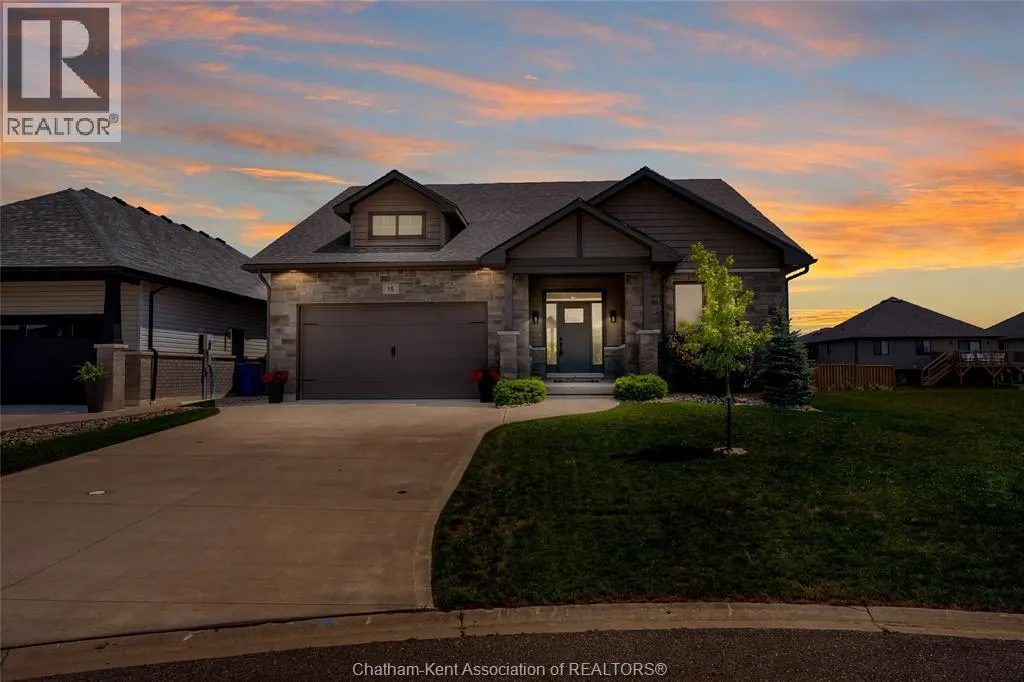 15 Sienna COURT
