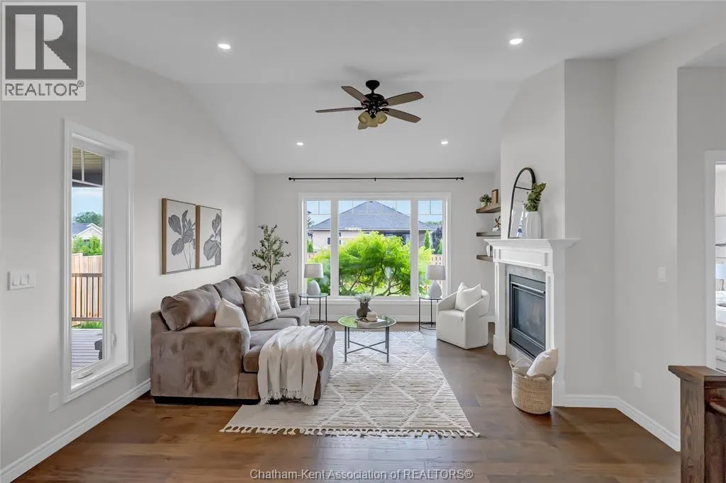 15 Sienna COURT
