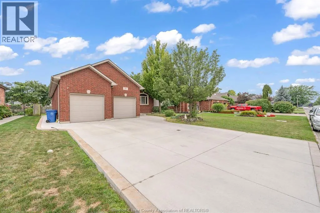 77 Whelan DRIVE