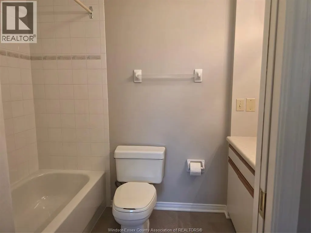 3795 SOUTHWINDS DRIVE Unit# 206