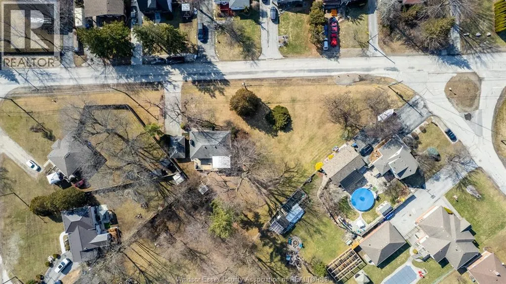 V/L MONTGOMERY DRIVE