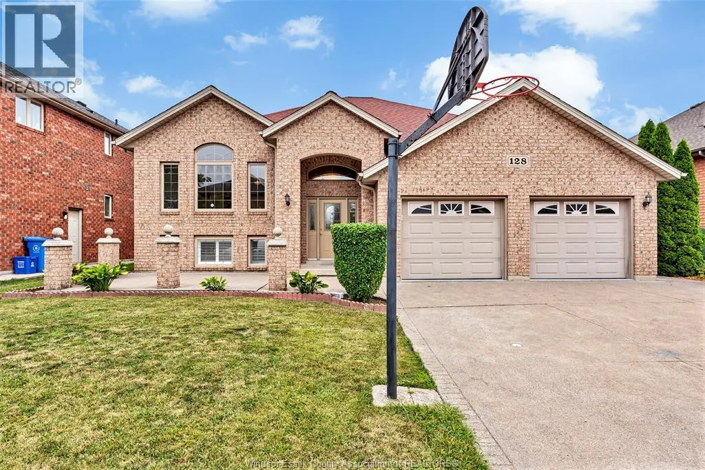 128 MARINA GROVE