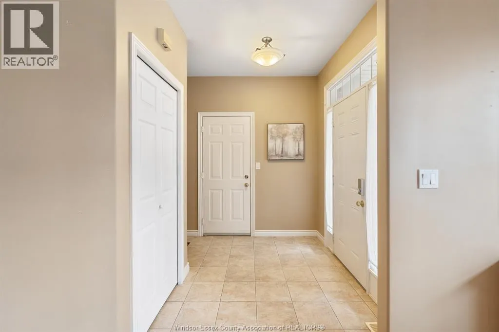 15 OAKGROVE LANE