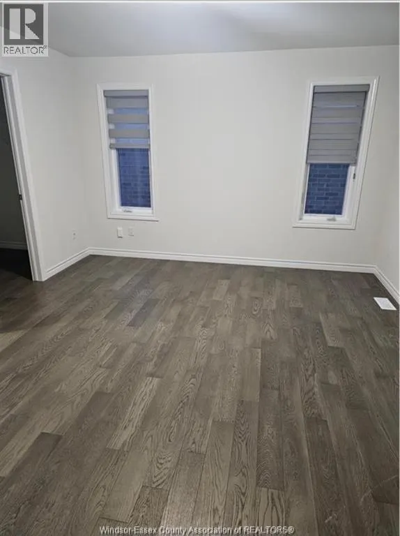 387 MULBERRY LANE