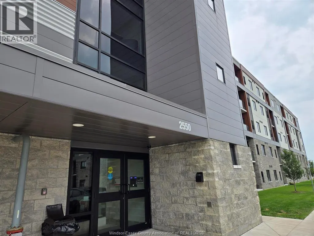 2550 SANDWICH WEST PARKWAY Unit# 108