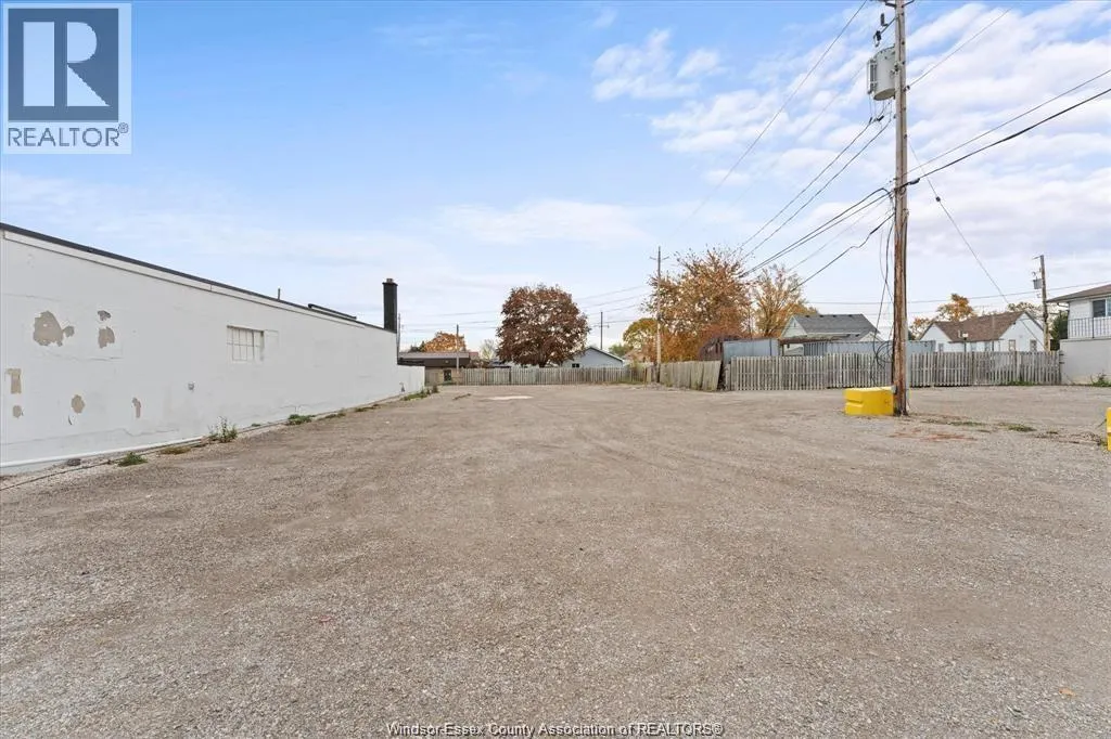 227-235 SANDWICH STREET South