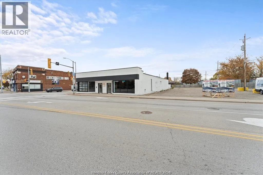 227-235 SANDWICH STREET South