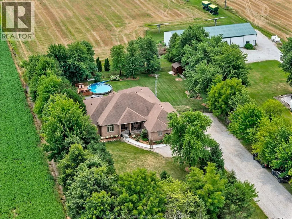 2207 SOUTH MIDDLE ROAD