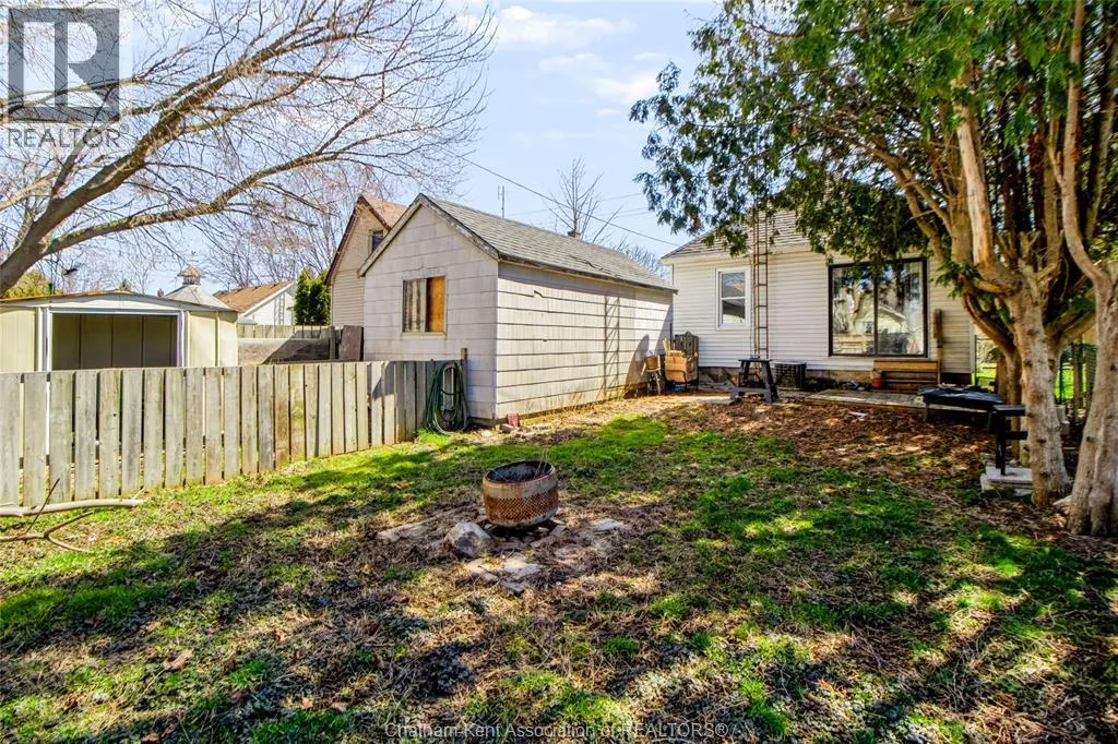 35 Alexandra AVENUE