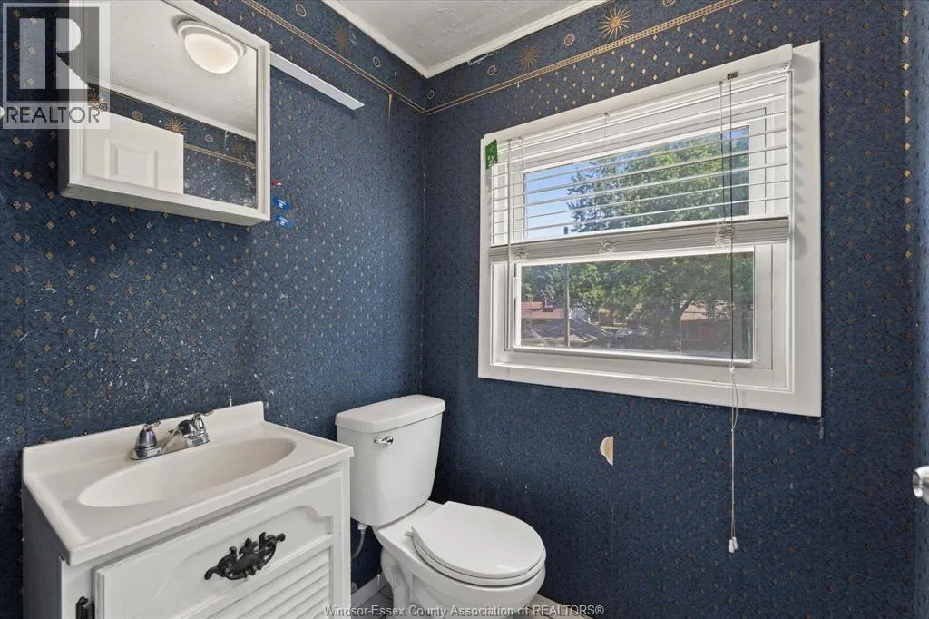 3672 MORRIS DRIVE