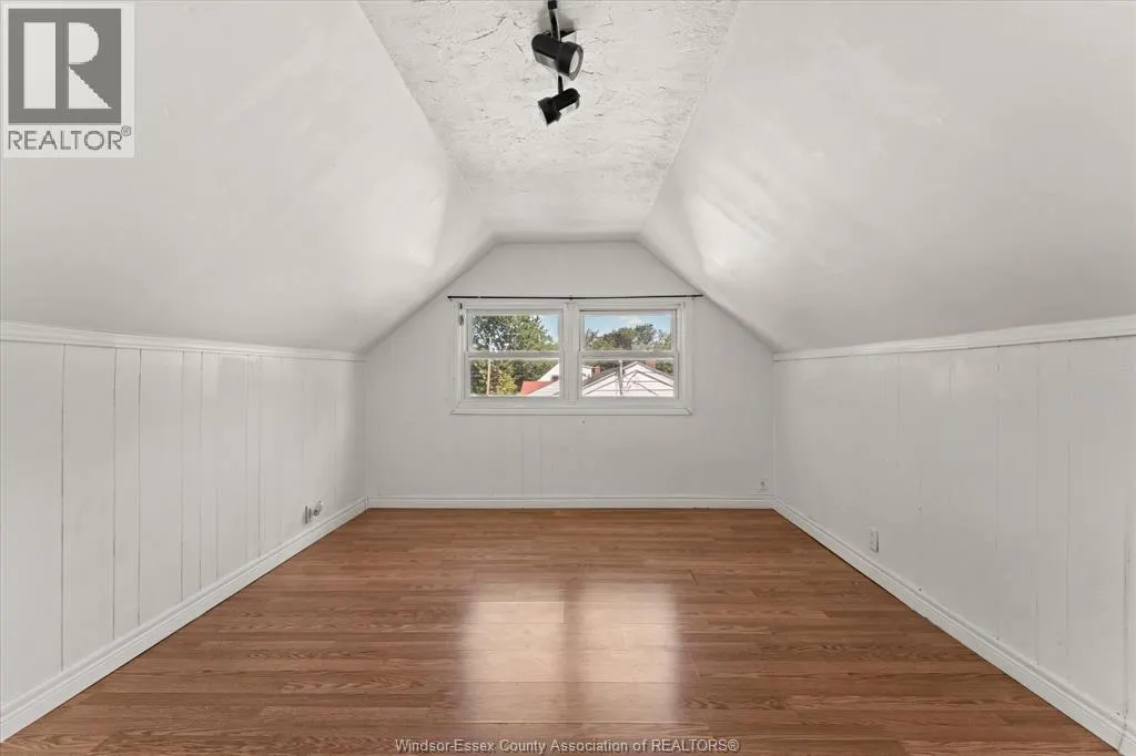 3672 MORRIS DRIVE