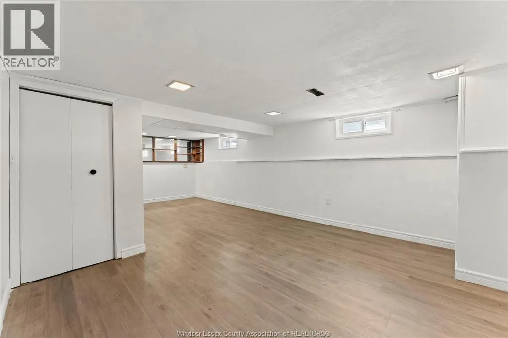 3672 MORRIS DRIVE