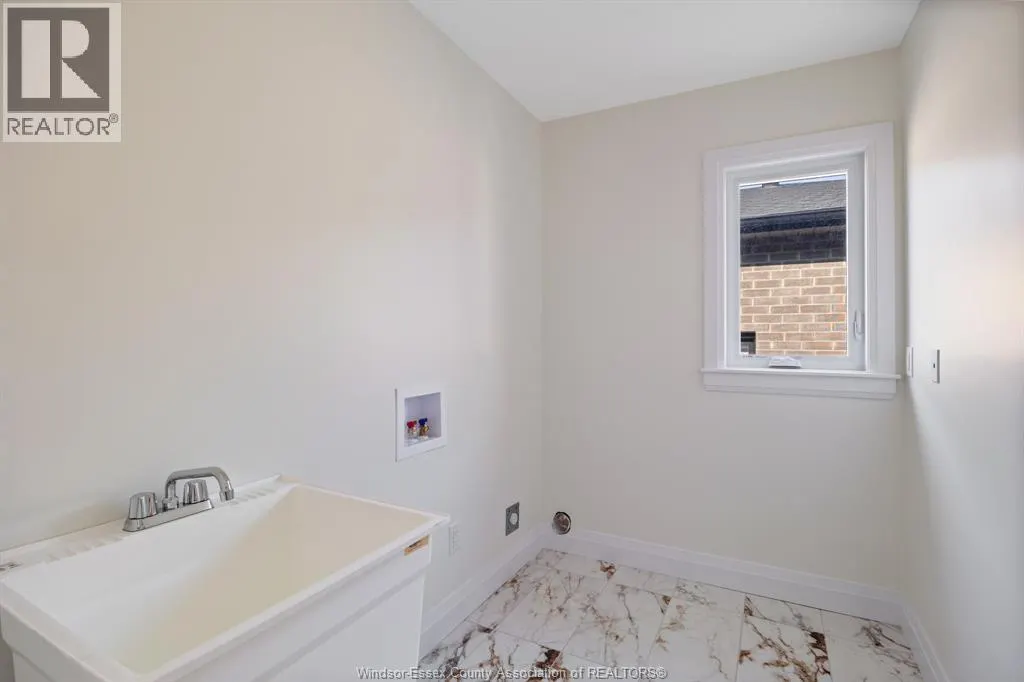 1218 CAMPANA CRESCENT