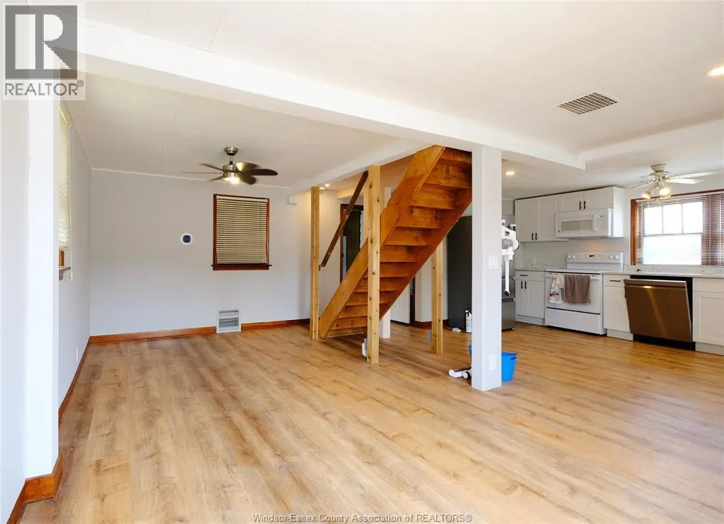 31 Maidstone AVENUE East