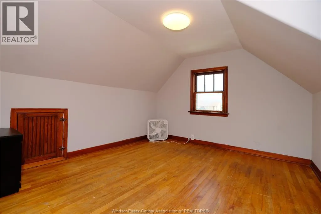 31 Maidstone AVENUE East