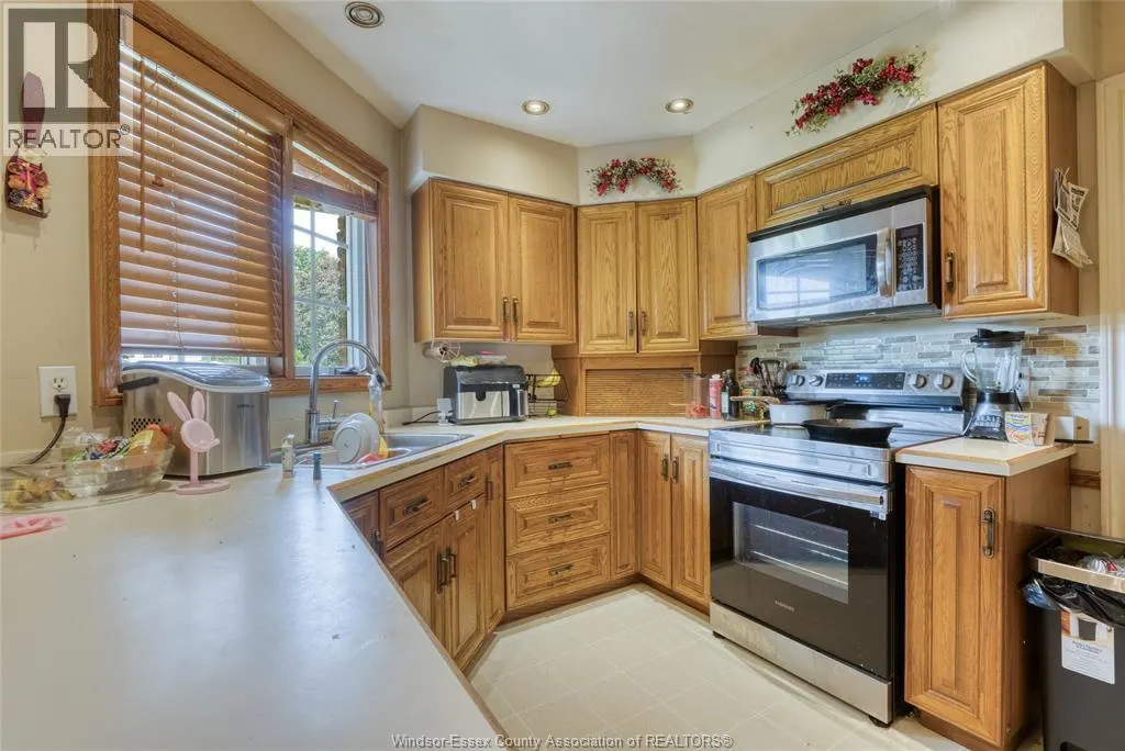 54 SHAWNEE COURT