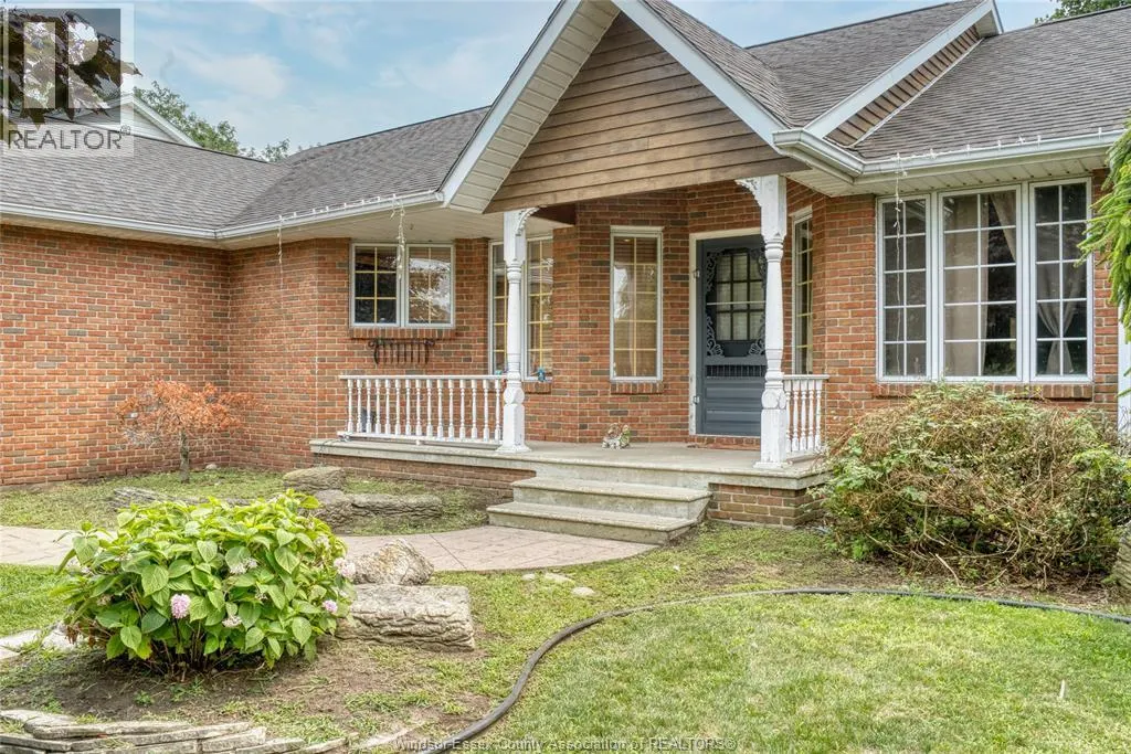 54 SHAWNEE COURT