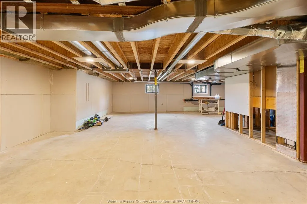 1677 HUFFMAN ROAD