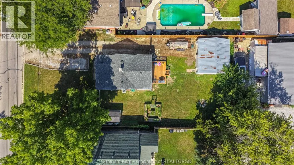 310 MCNAUGHTON AVENUE East