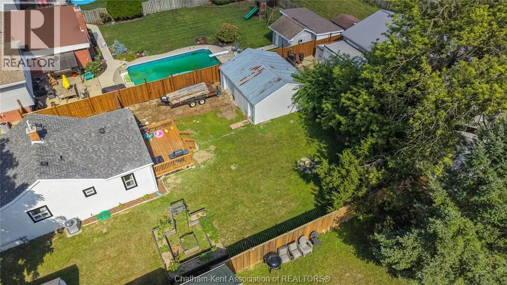 310 MCNAUGHTON AVENUE East
