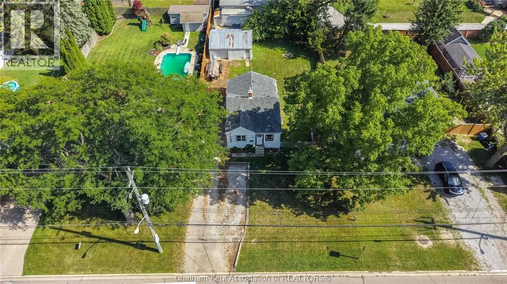 310 MCNAUGHTON AVENUE East