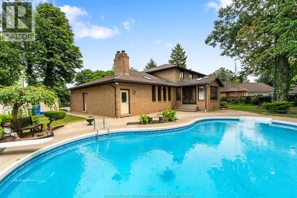 267 ELMGROVE DRIVE