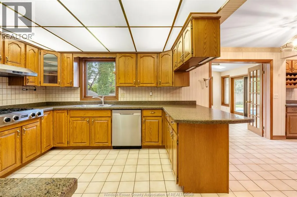 267 ELMGROVE DRIVE