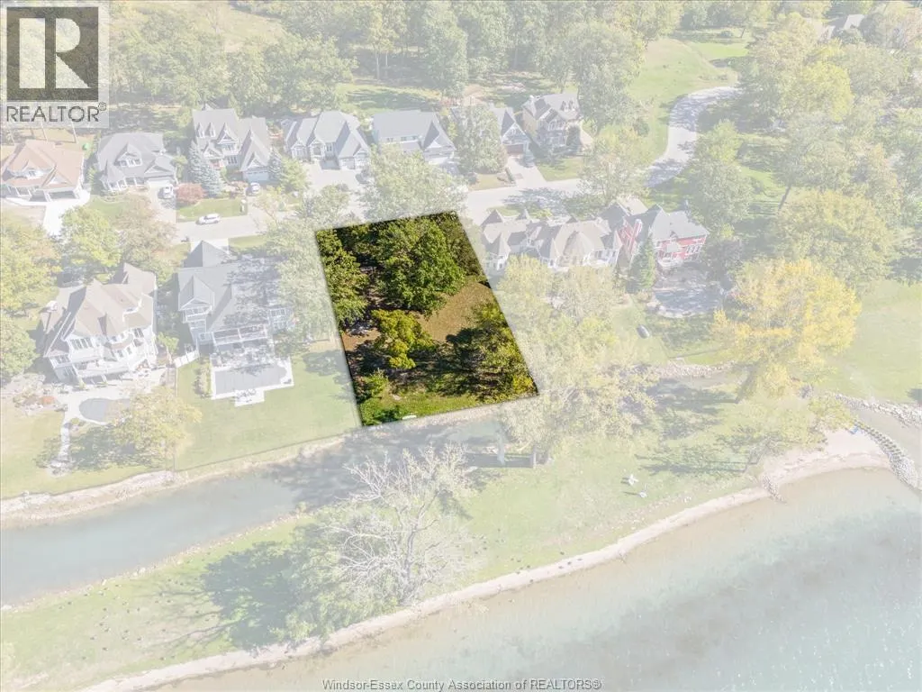 290 CRYSTAL BAY DRIVE