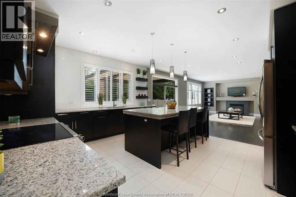 6181 SILVER MAPLE