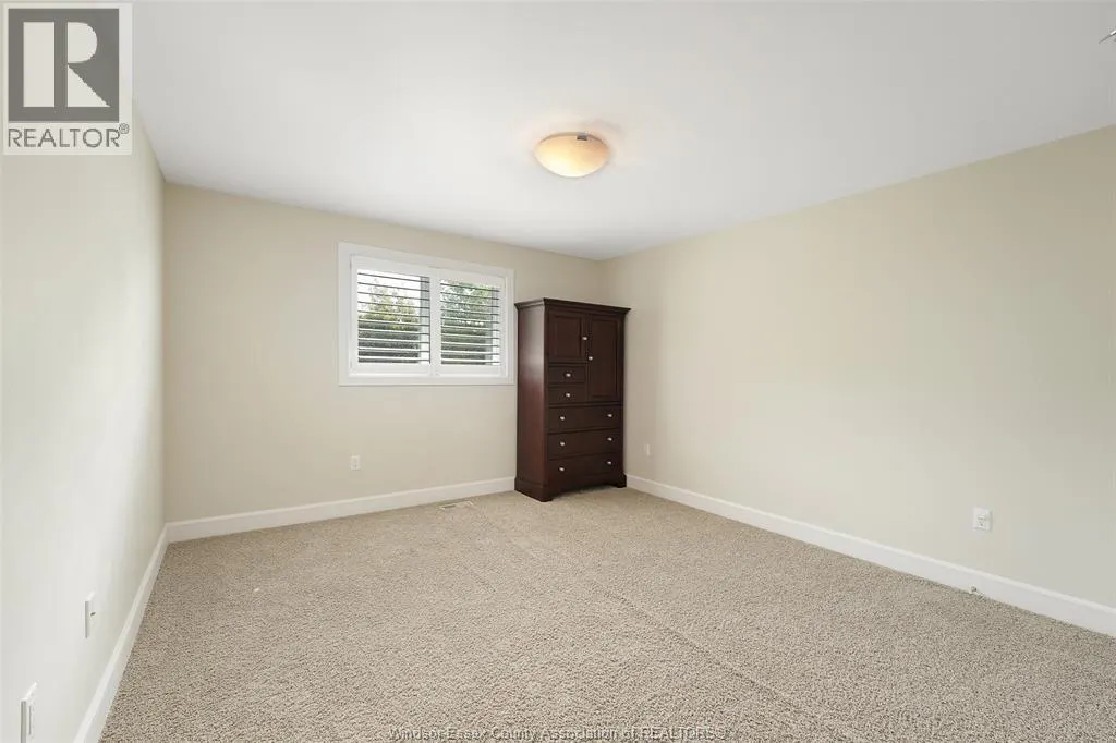 6181 SILVER MAPLE