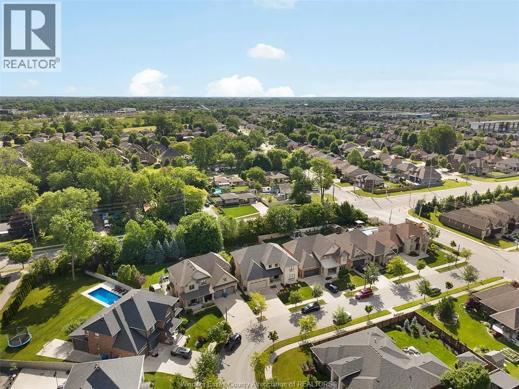 6181 SILVER MAPLE