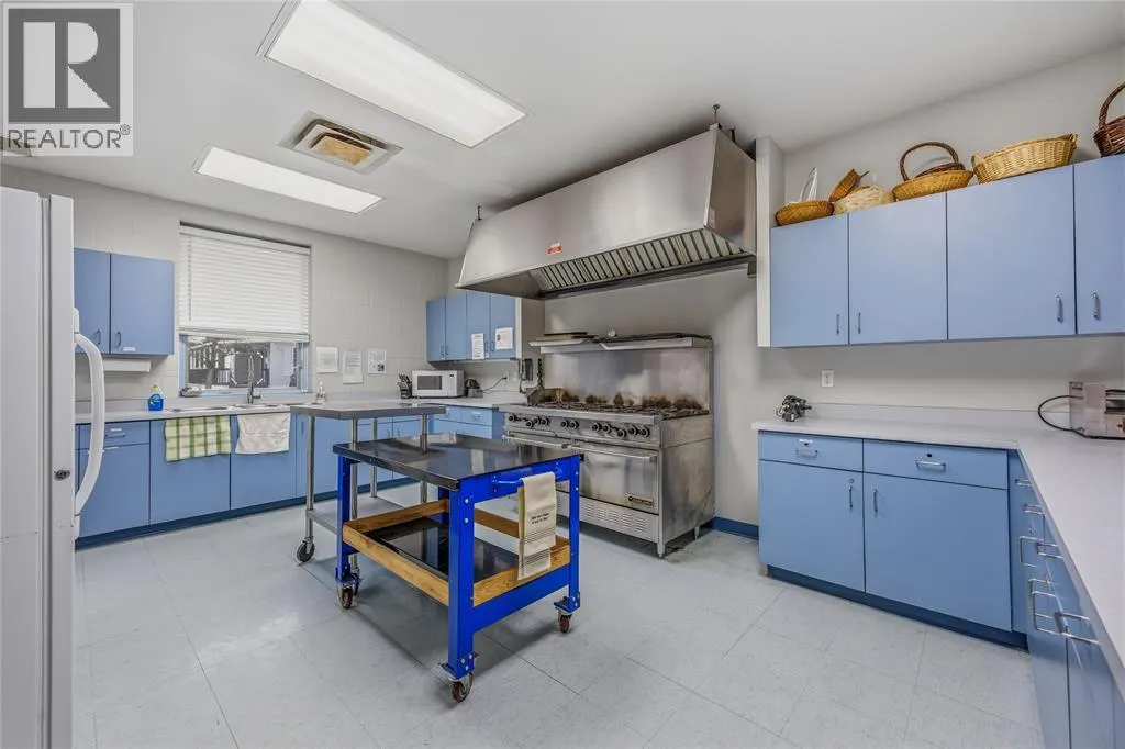 5700 BLACKWELL Sideroad Unit# 243